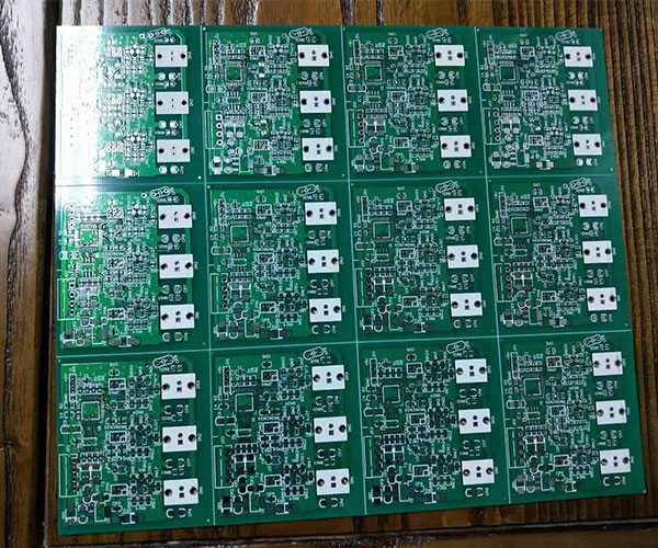 PCBA贴片